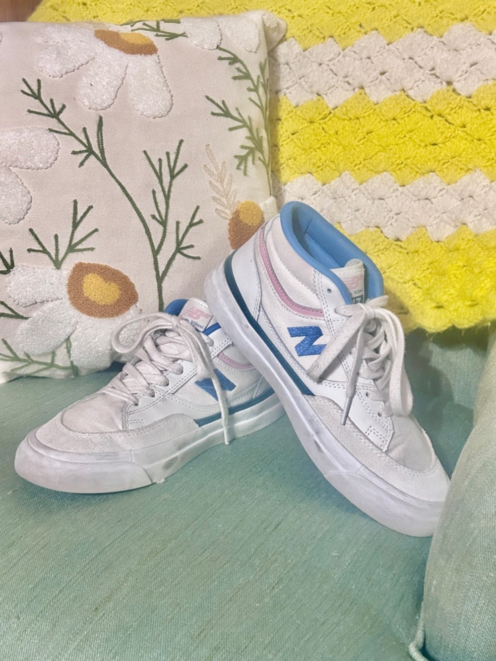 New Balance White Sneakers with Blue 'N' and Pink Stripe